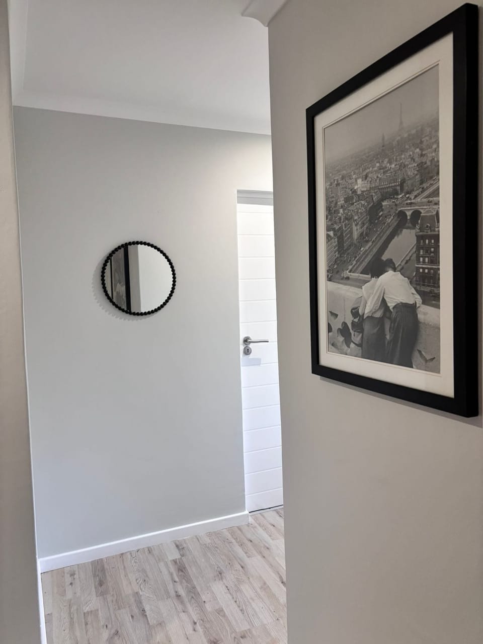 In-room safe, iron/ironing board, WiFi (free), bed sheets