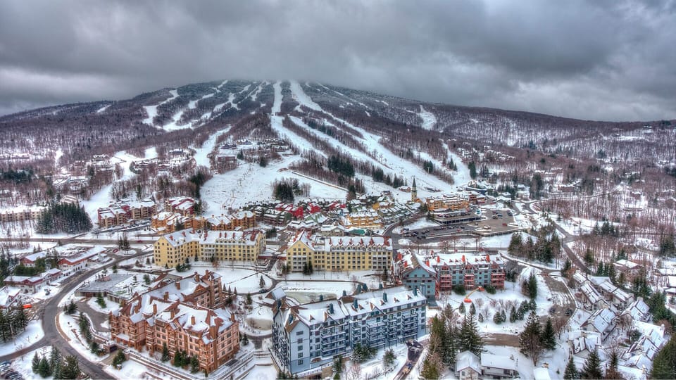 Stunning winter skyline stretching across the mountains.