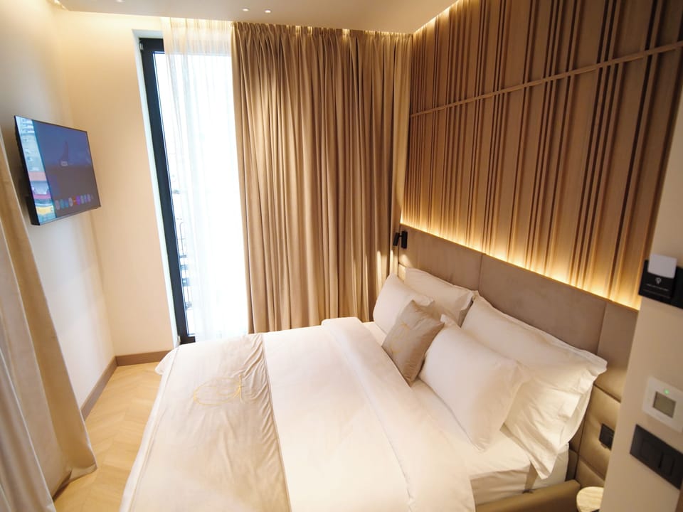 Standard Double Room, City View | Minibar, free WiFi, bed sheets