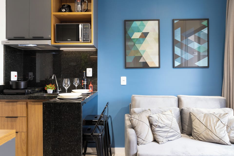 Apartment | Living area | 32-inch Smart TV with cable channels