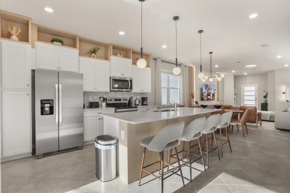1075OceanParkAvenue(8)