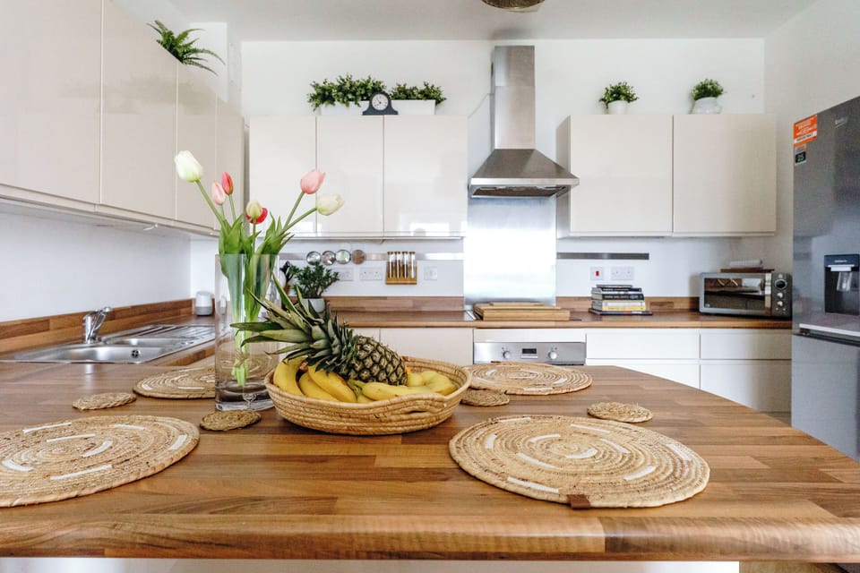 Deluxe Apartment, Balcony, River View | Private kitchen
