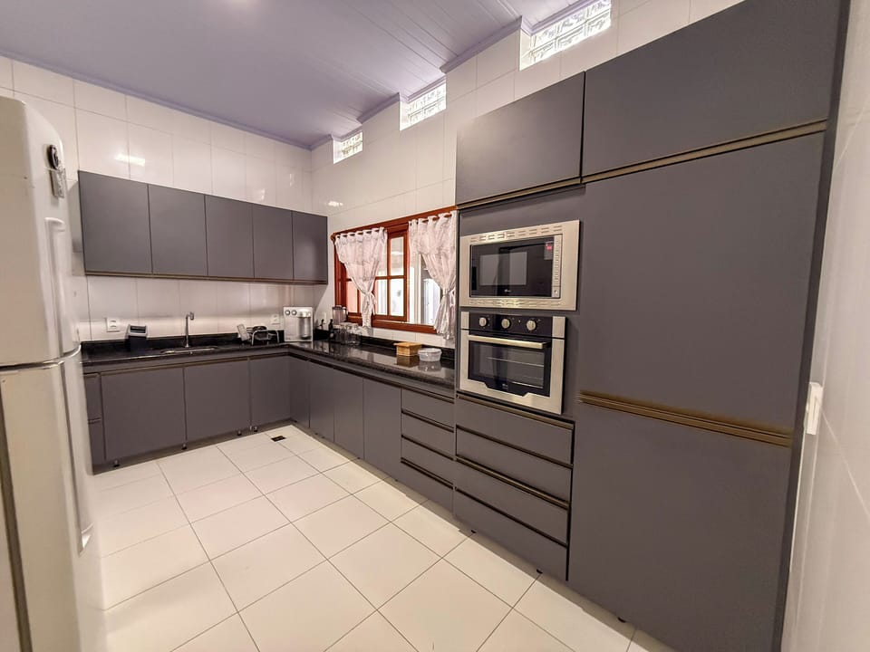 Comfort House, 3 Bedrooms | Private kitchen