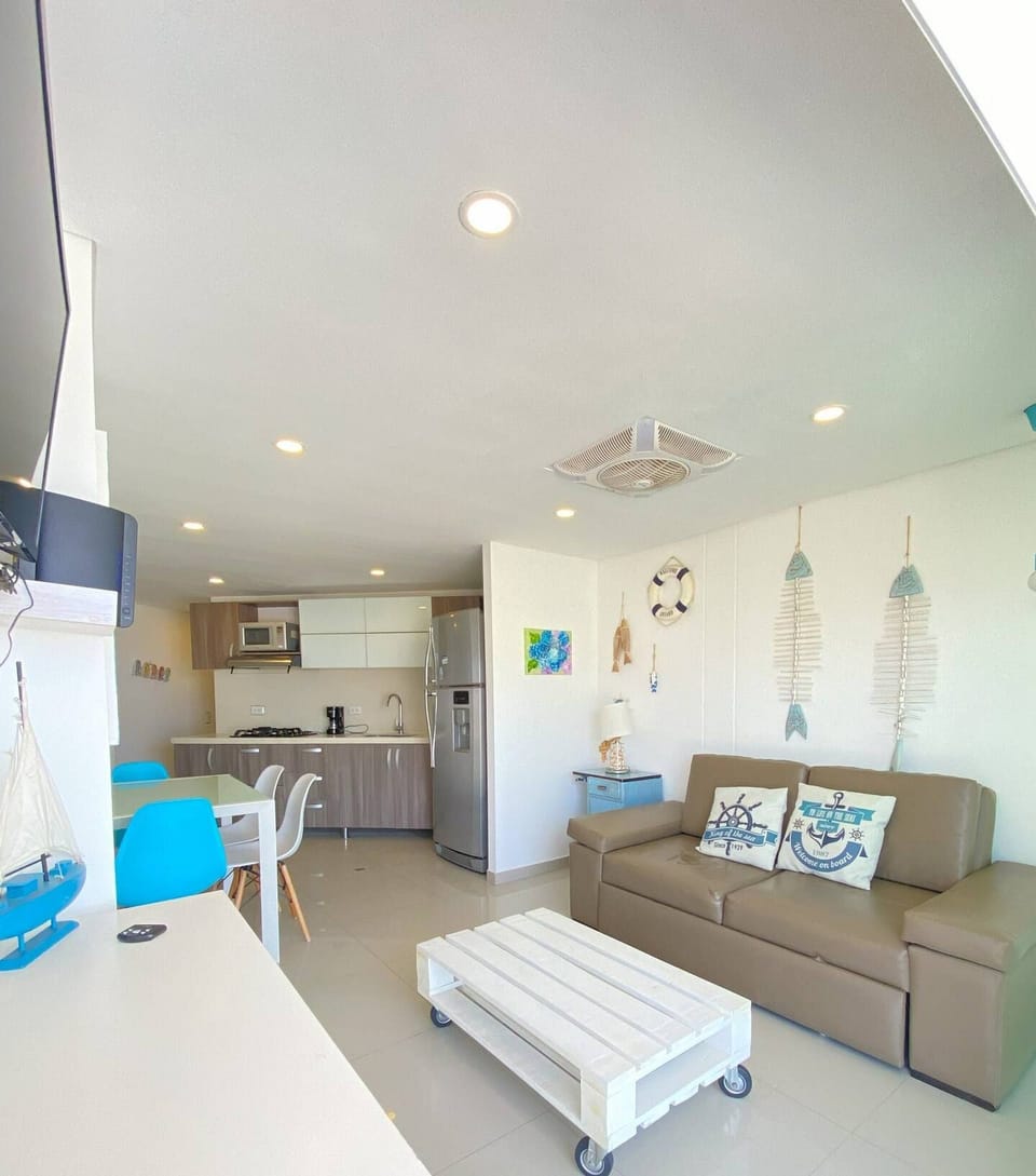 Apartment | Living area | Flat-screen TV