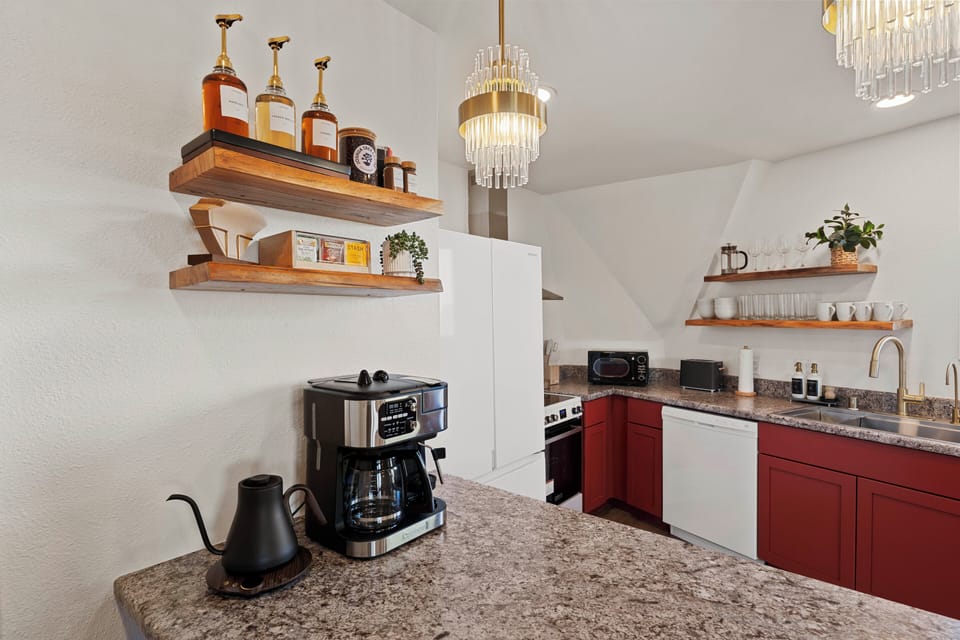 Barista Style Coffee  Bar and a variety of Teas