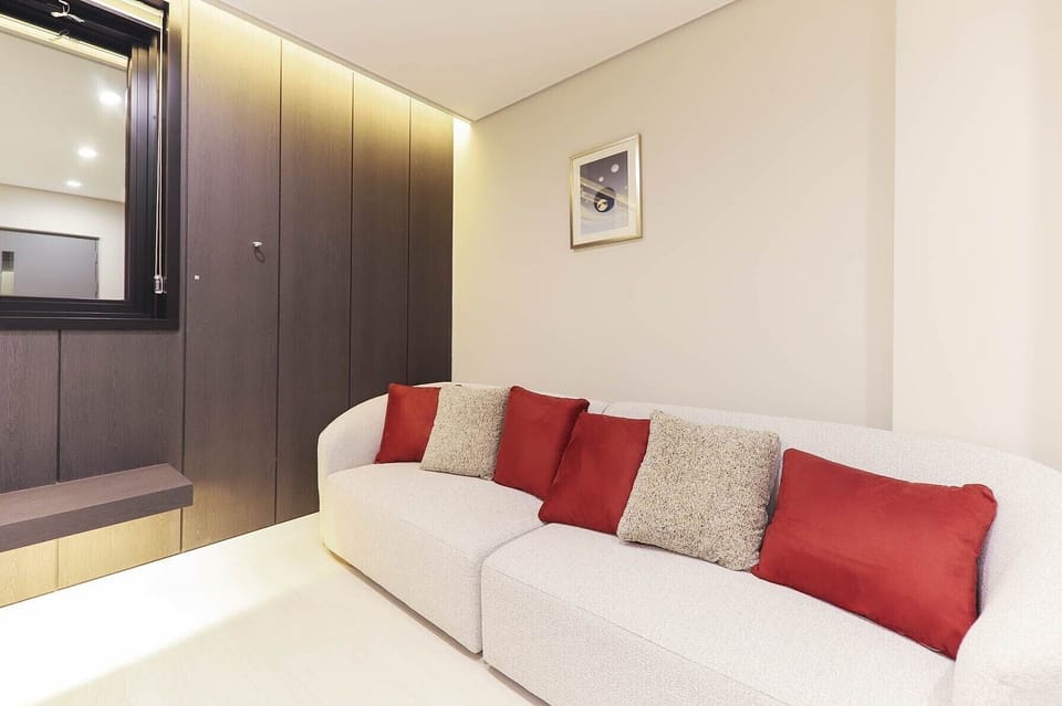 Signature Twin Room | Free WiFi