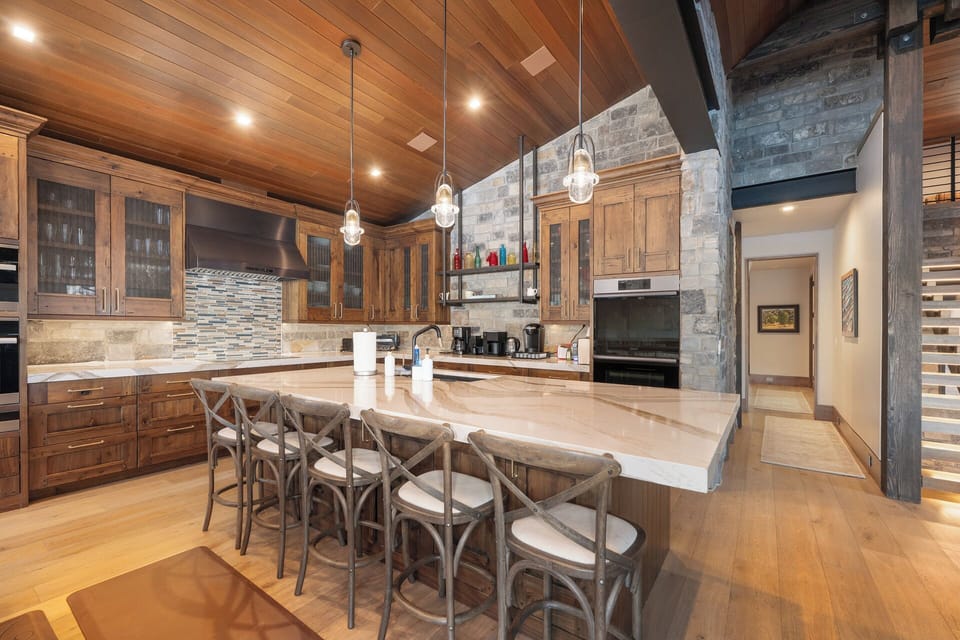 State of the Art Kitchen with High End Appliances