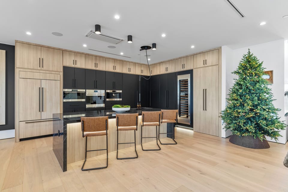 Dining for Four at the Kitchen Island