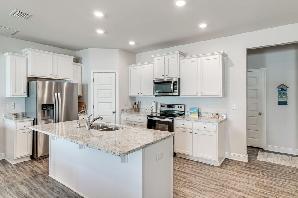 Kitchen | Dishwasher | Toaster | Spices