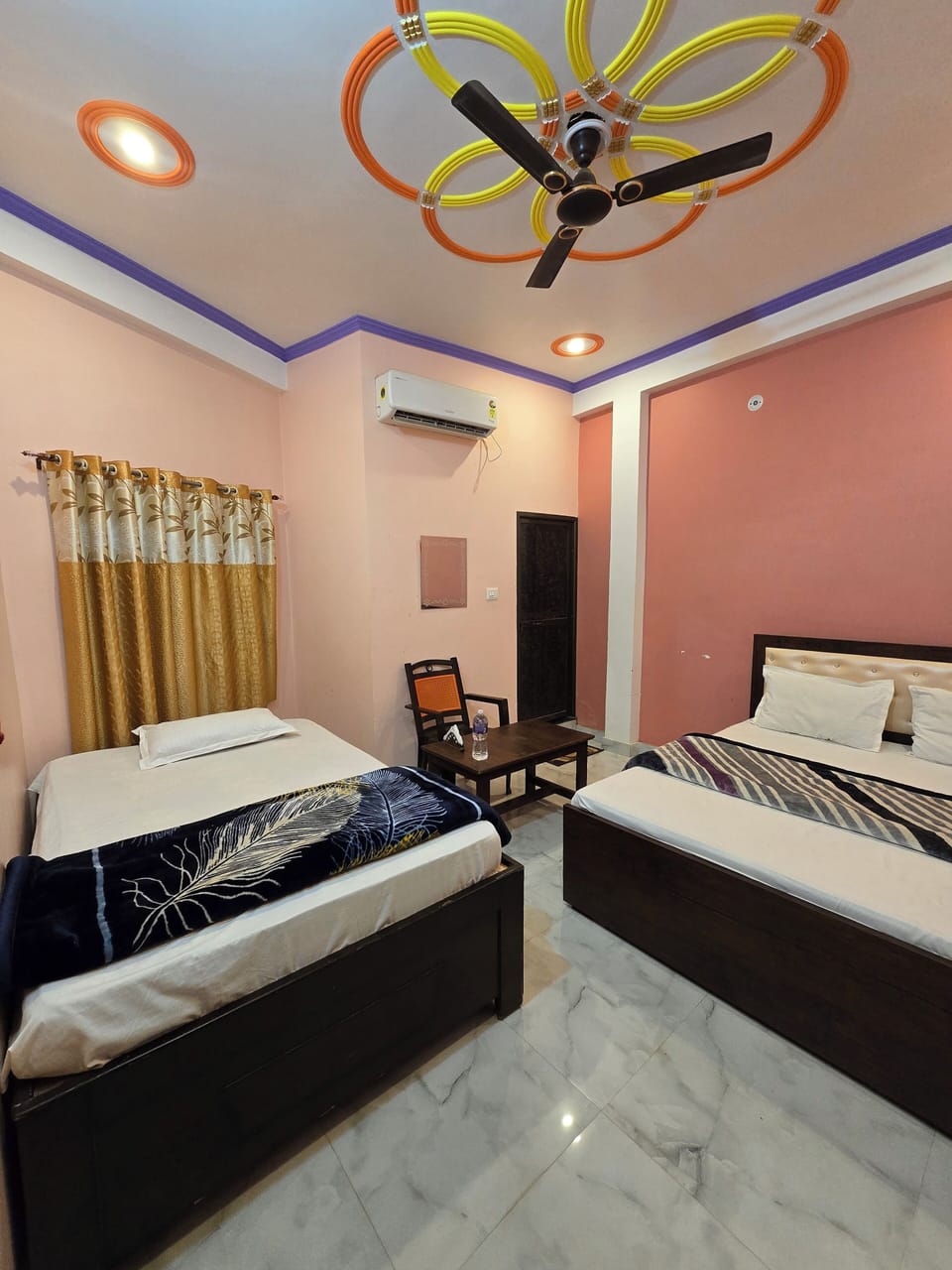 Deluxe Triple Room | Desk, laptop workspace, free WiFi