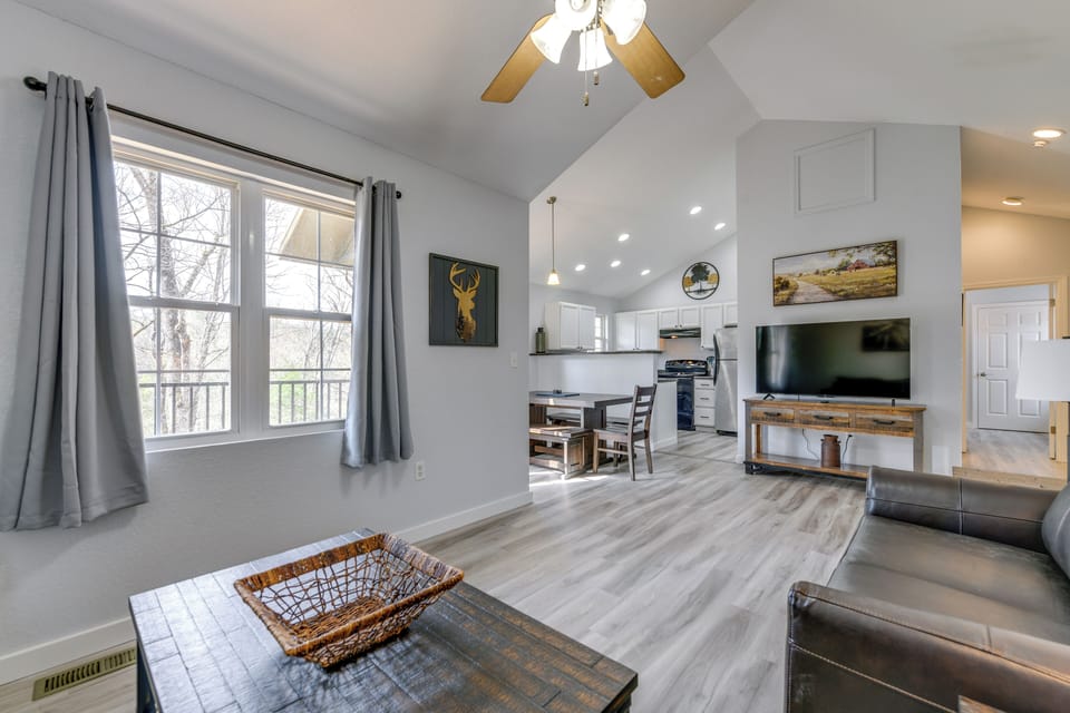 Living Room | Main Level