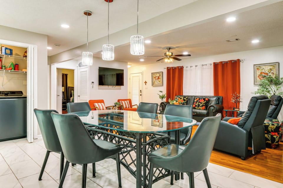 Dining Area | Dishware & Flatware