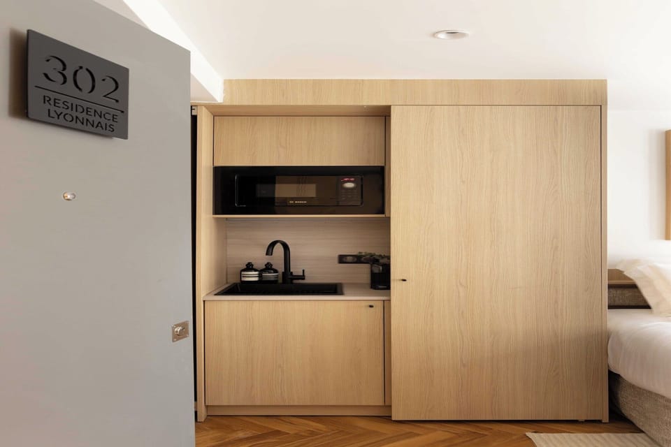 Entrance / Reception
