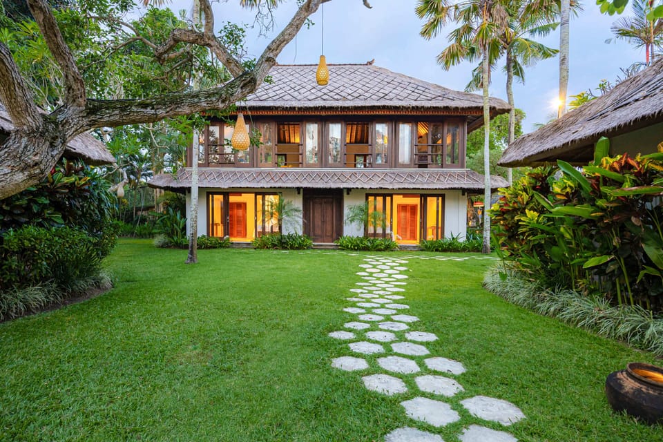 Villa, 5 Bedrooms, Beachfront | Terrace/patio