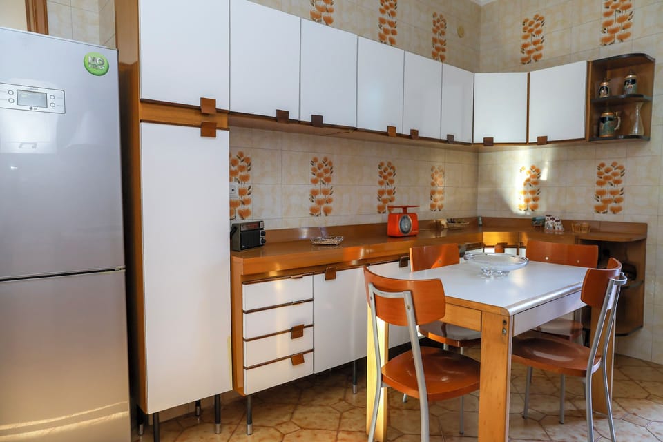 Apartment, Balcony, City View | Private kitchen