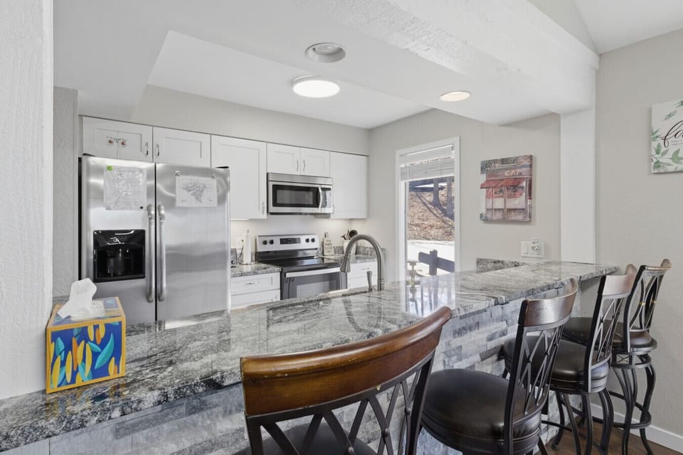 Kitchen Bar | Breakfast Seating | Open Concept Layout