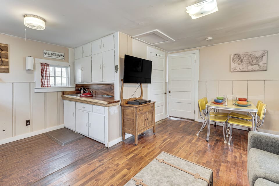 House (1 Bedroom) | Interior