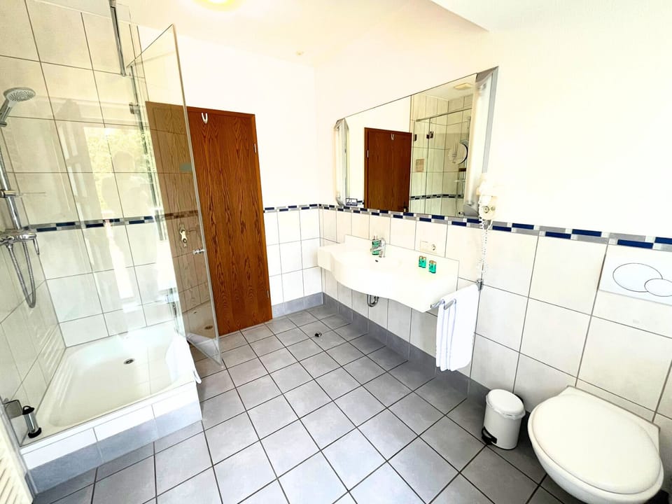 Premium Double Room, Terrace, Garden View | Bathroom | Shower, hair dryer, slippers, towels
