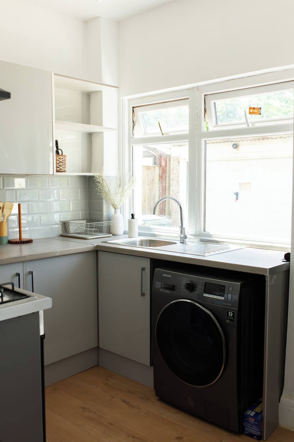 House, 3 Bedrooms | Laundry