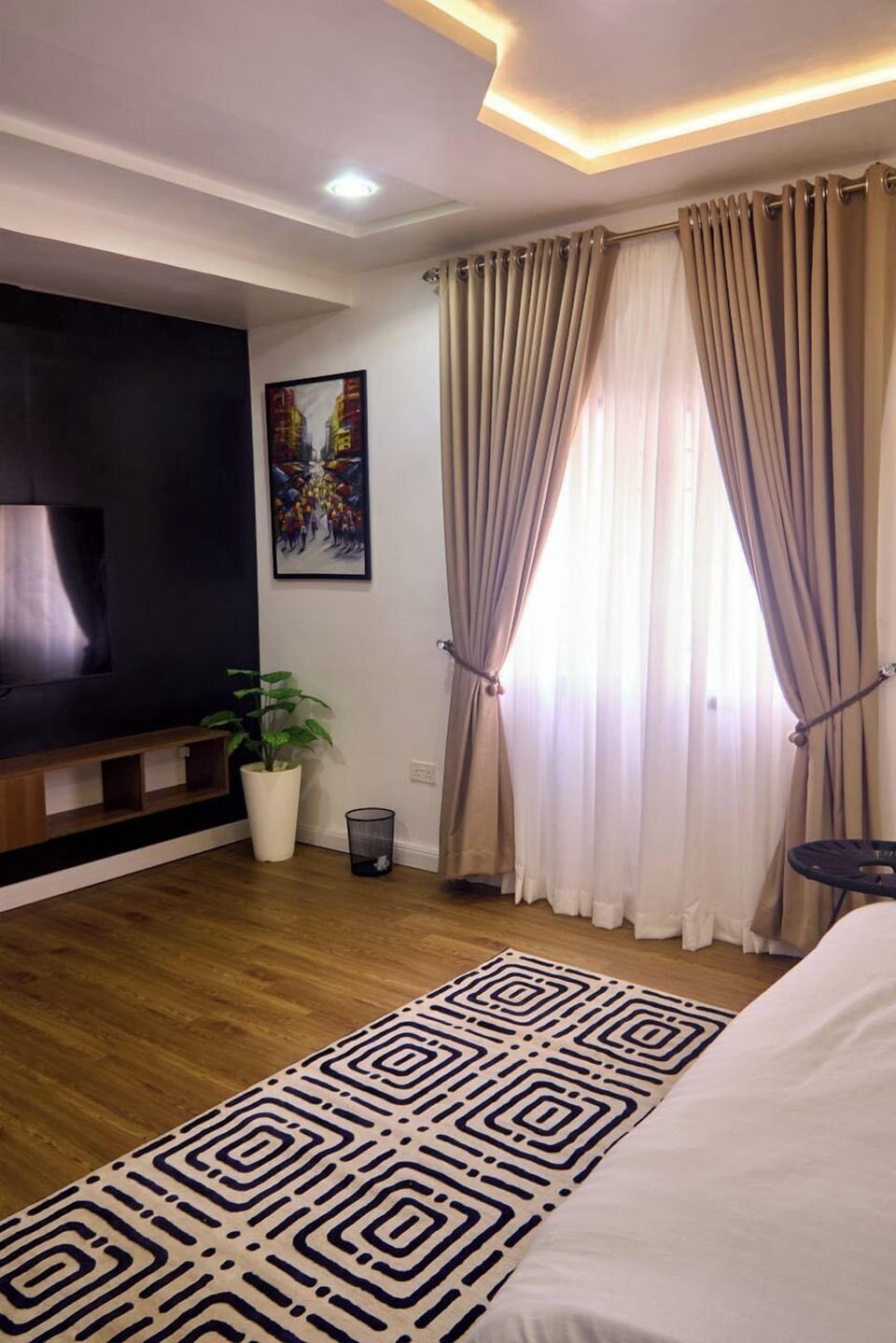 Superior Apartment, Balcony, City View | Desk, laptop workspace, blackout drapes, soundproofing