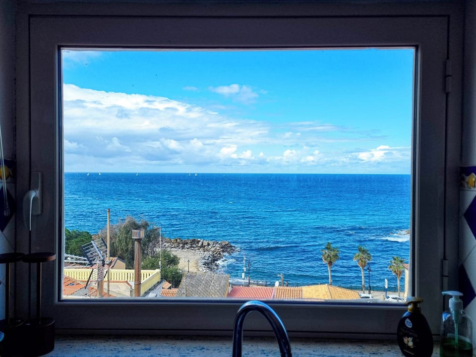 Duplex, Sea View | Private kitchen