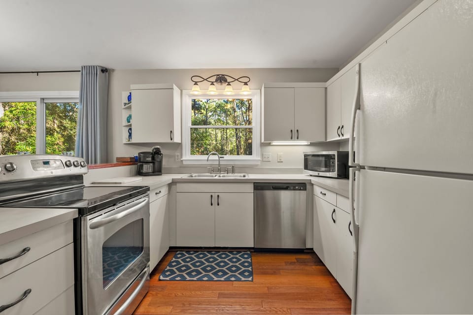 MNT155: Cottage on the Hill | Main Level Kitchen