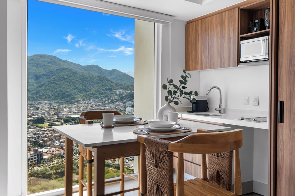 Panoramic Studio, Balcony, Partial Sea View | Private kitchen