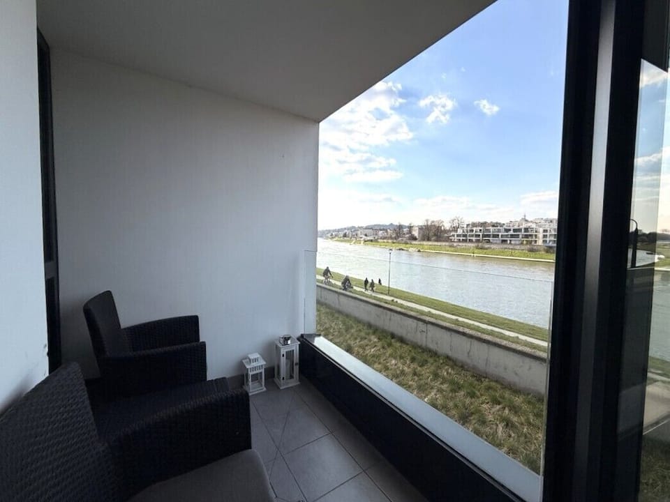 Superior Apartment, Balcony, River View | Balcony