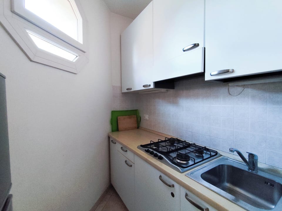 Apartment, 1 Bedroom, Balcony, City View | Interior