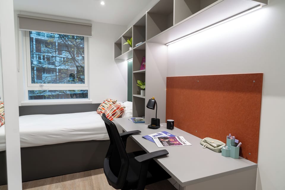 Standard Single Room, City View | Free WiFi, bed sheets