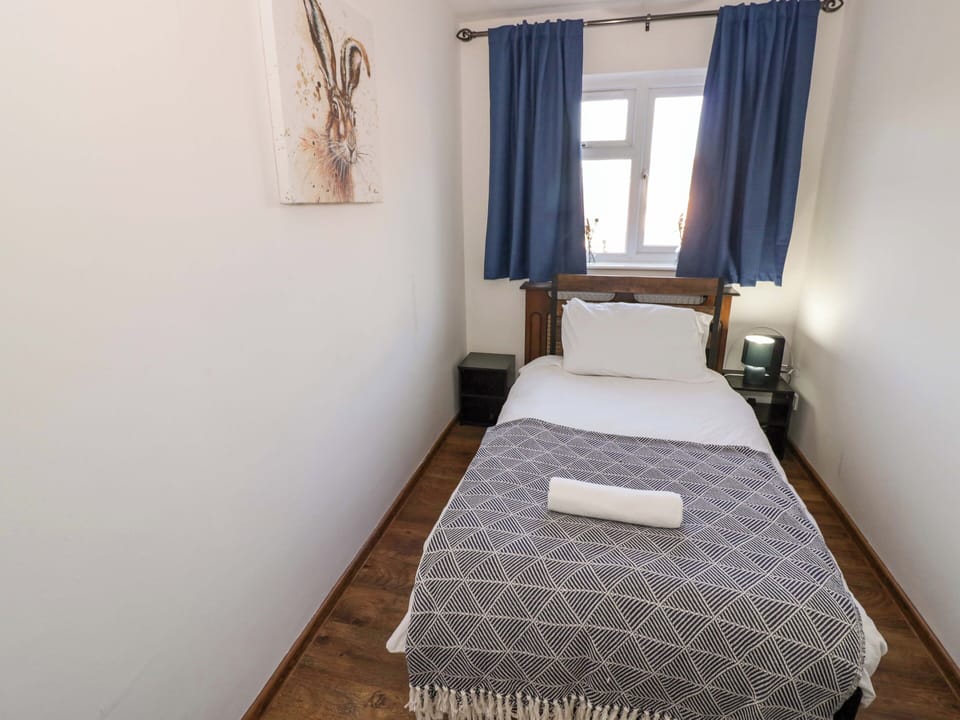 4 bedrooms, individually decorated, individually furnished, free WiFi