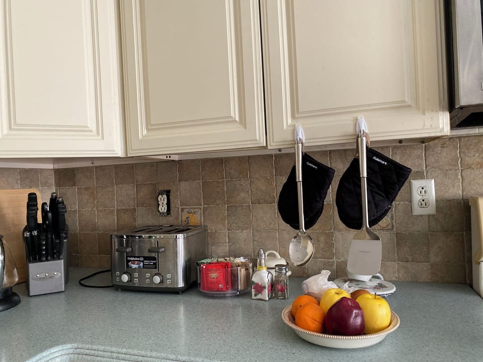 Kitchen appliances available