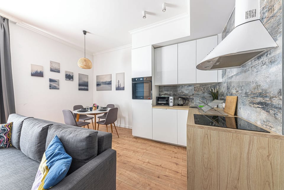 Apartment, 2 Bedrooms | Private kitchen