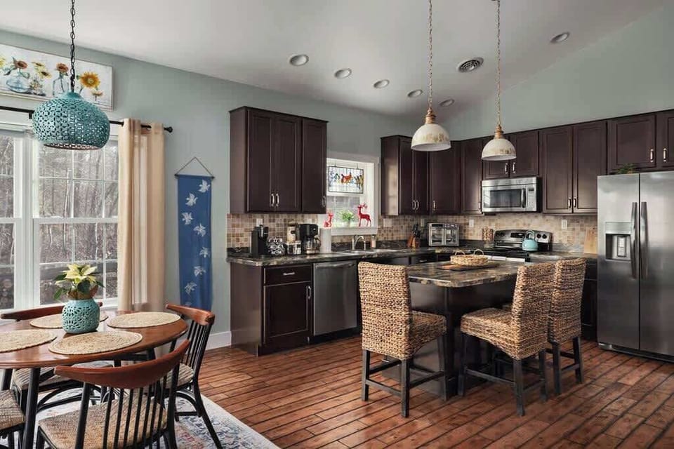 Cook, chat, and enjoy meals in a kitchen that feels like home, only better.