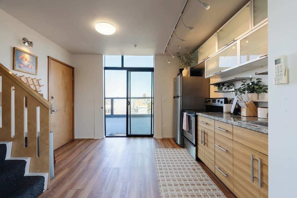 Prepare meals with ease in our modern galley space—perfect for every chef!
