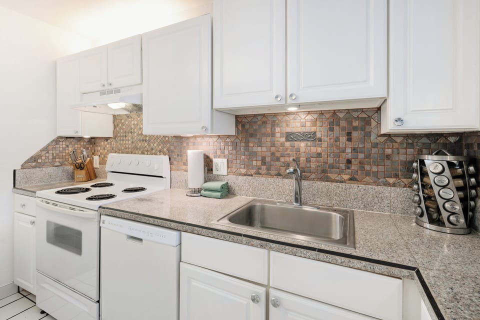 Well-appointed kitchen.