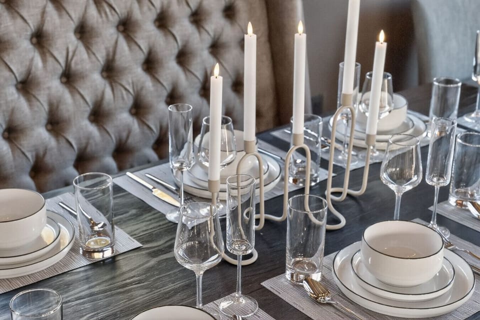 Full place settings for your entire group so you can create memories around the table.