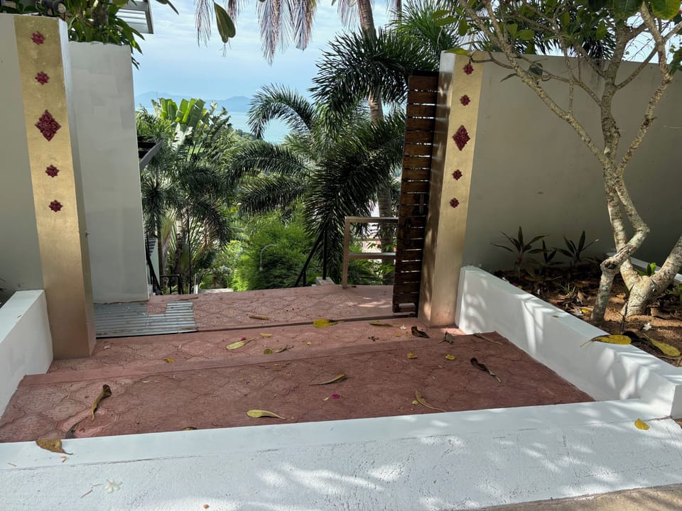 Deluxe Villa, Sea View | Property grounds
