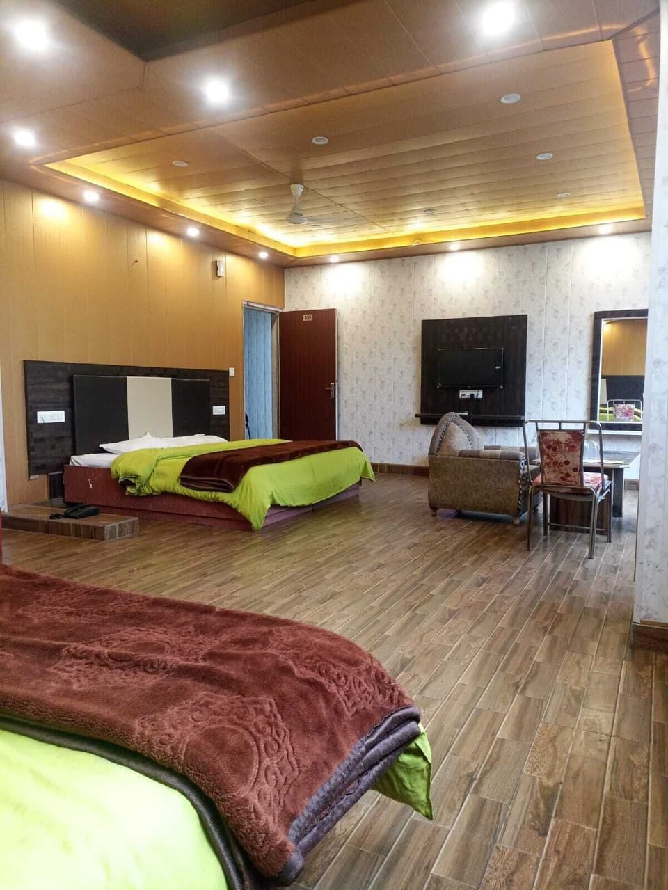 Family Room | Free WiFi