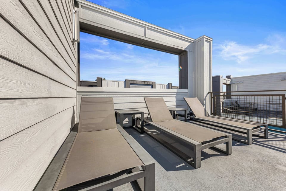 House (5 Bedrooms) | Property amenity