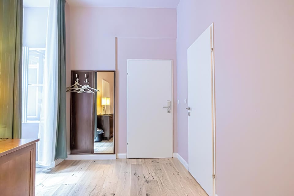 Basic Apartment | Iron/ironing board, free WiFi