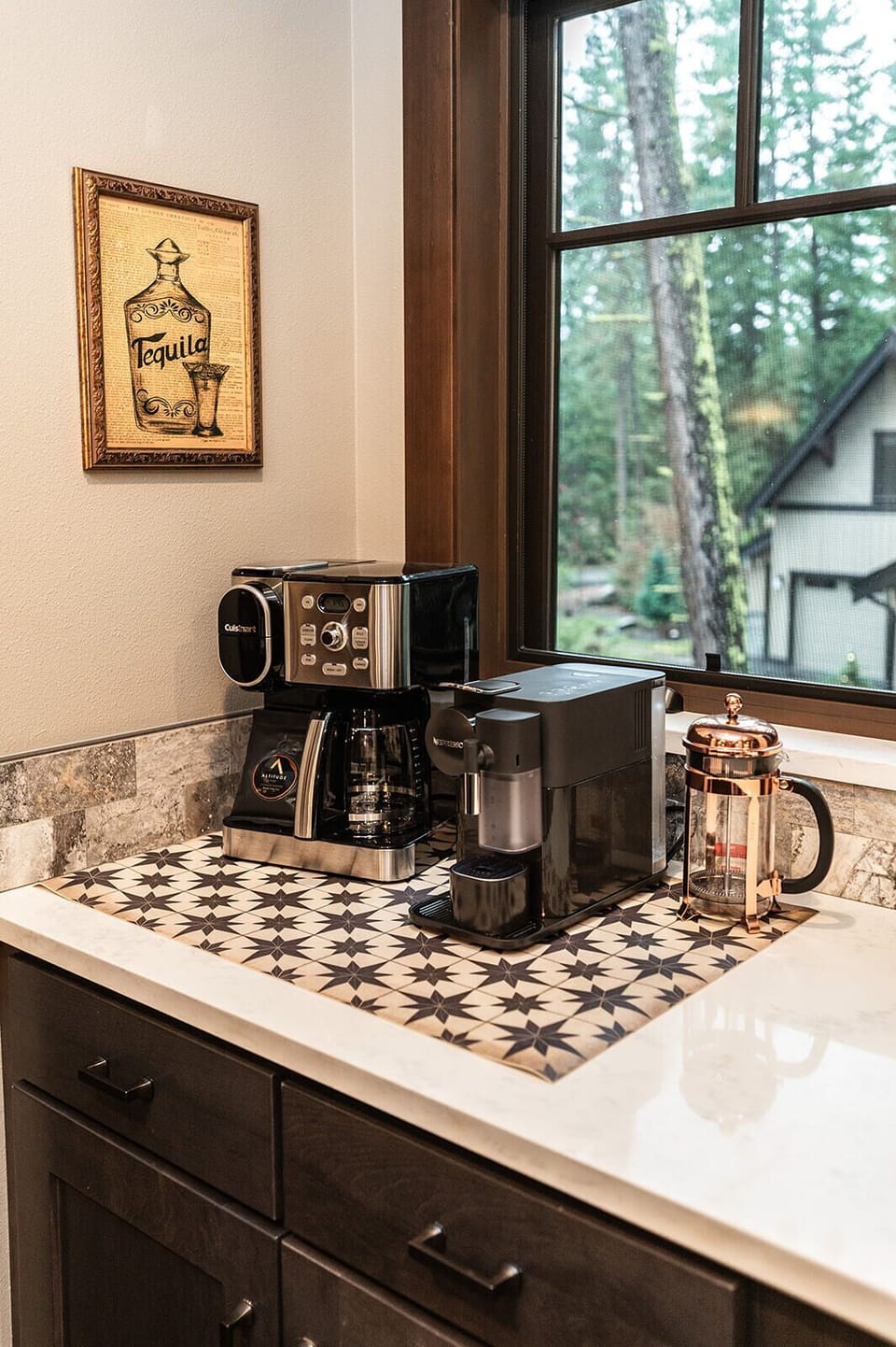 Coffee bar convenience—your morning routine, upgraded.