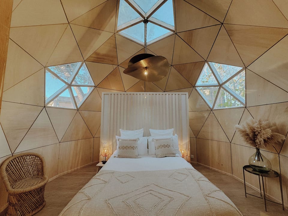Comfort Cabin, 1 Queen Bed, Pool View
