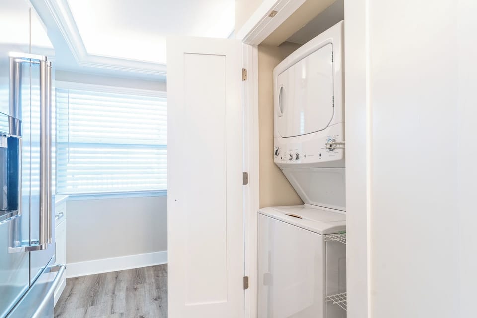 In Unit Washer and Dryer