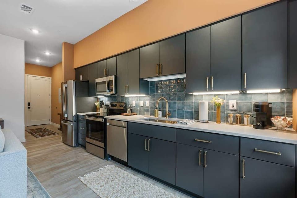 Fully equipped open kitchen