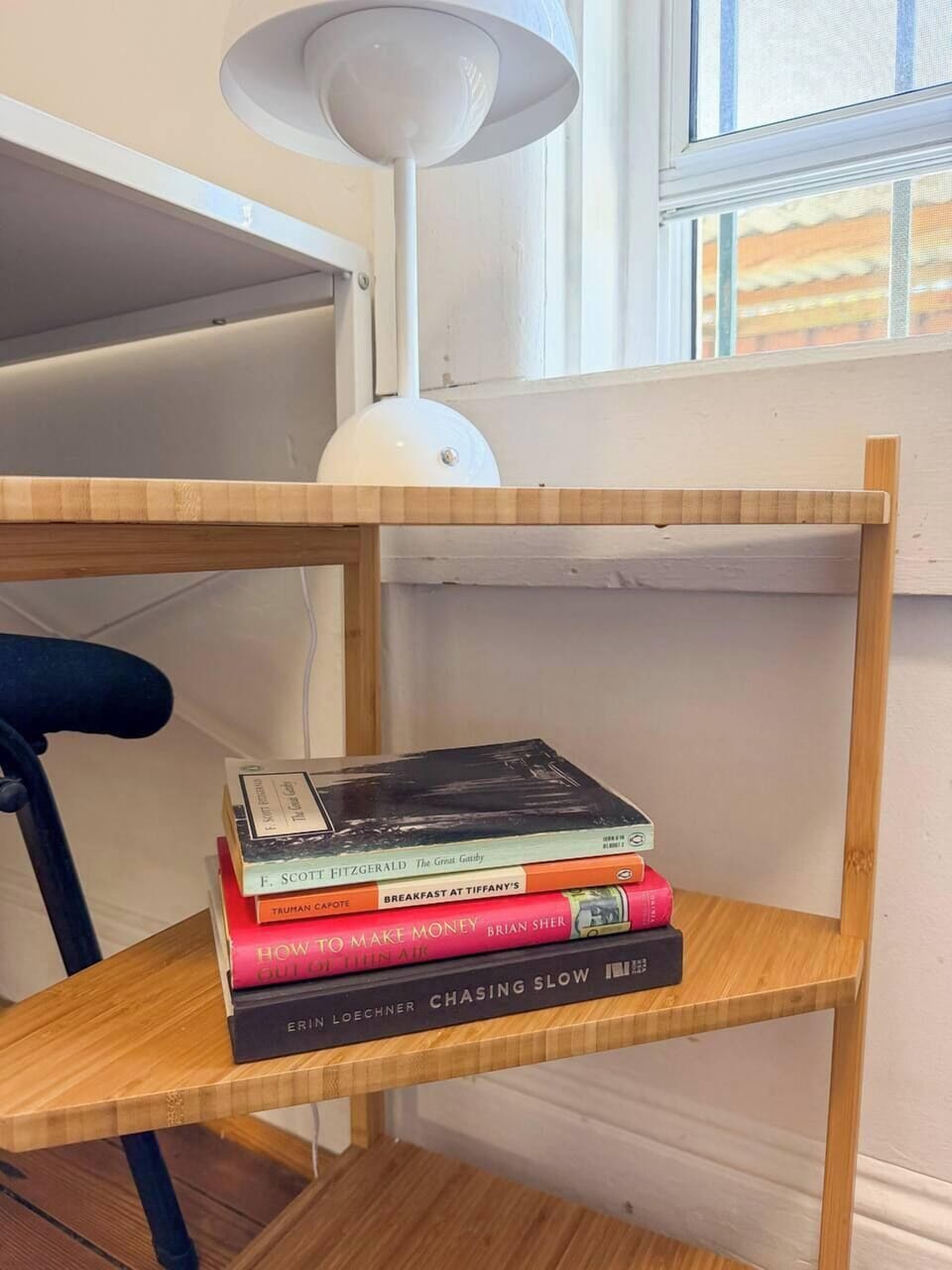 Classic Room | Desk, laptop workspace, free WiFi