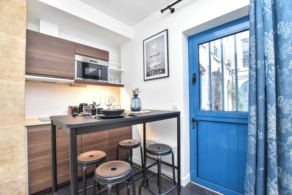Apartment | Private kitchen | Fridge, microwave, stovetop, coffee/tea maker