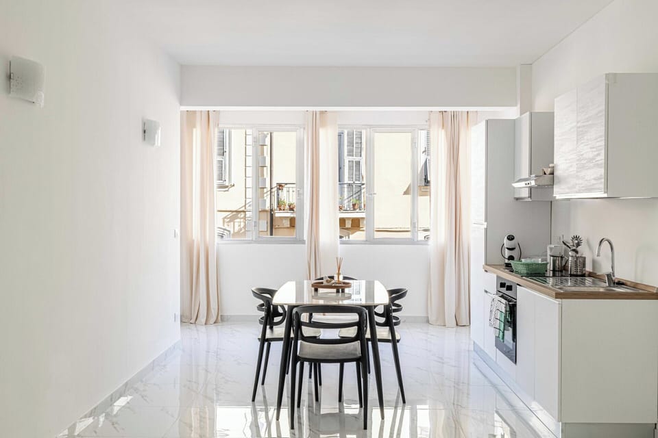 Apartment | Private kitchen | Coffee/tea maker, fridge, microwave, oven
