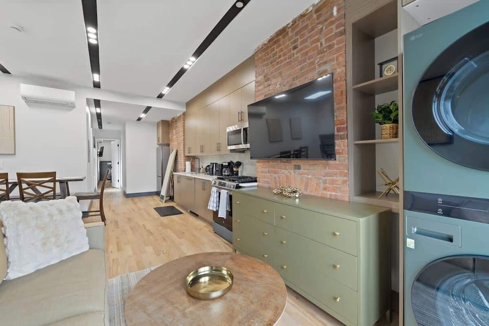 Entertainment-ready space for family and friends.