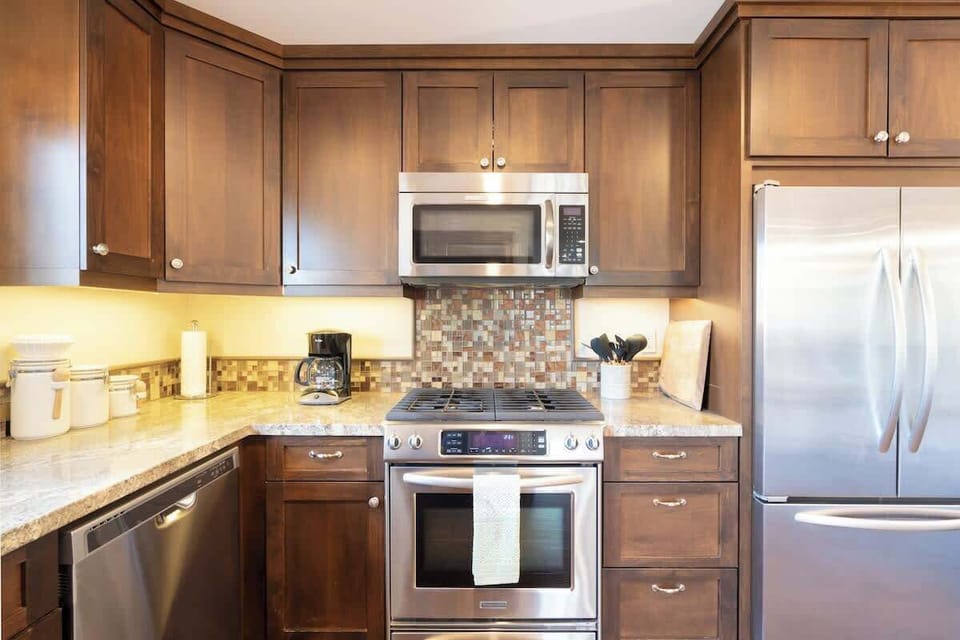 You’ll have access to quality stainless steel appliances to cook up a storm